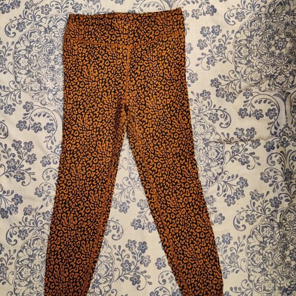 J Crew Weekend Leggings Leopard Print Sz M - Picture 2 of 4